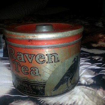 RAVEN TEA TIN FROM NEW ZEALAND - Advertising