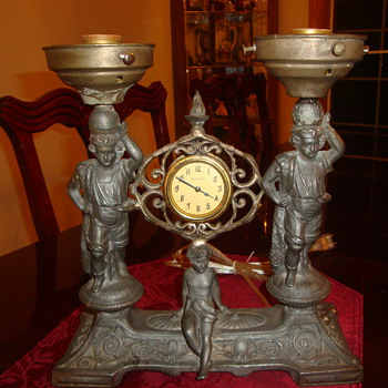 NEW HAVEN CLOCK WITH LAMPS ON EACH SIDE - Clocks