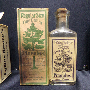 Pineules, 1910s - Bottles