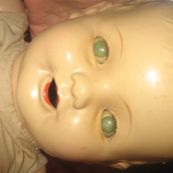 Who can give me info and value about this doll