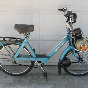 1977 VeloSolex moped bicycle made in France ... Solex motorized bicycle - Motorcycles