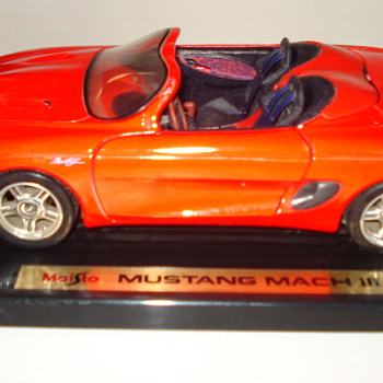 MUSTANG MACK 111 - Model Cars