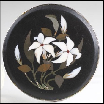 Antique Round Pietra Dura (hard stone) brooch set in silver - Fine Jewelry