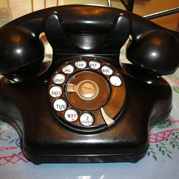 Kellogg 925 aka "Ashtray phone"