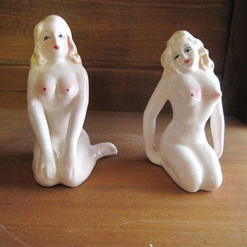 Jananese Topless Nude Salt and Paper Shakers