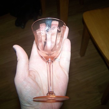 pretty pink glasses - Glassware