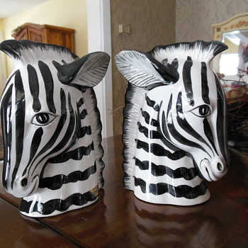 Zebras - Art Pottery