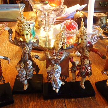 5 Cambodian Apsara dancers for $5.00   Cool gift!!