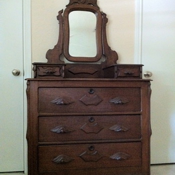 Antique dresser?