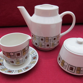 Kathie Winkle Rushstone - China and Dinnerware