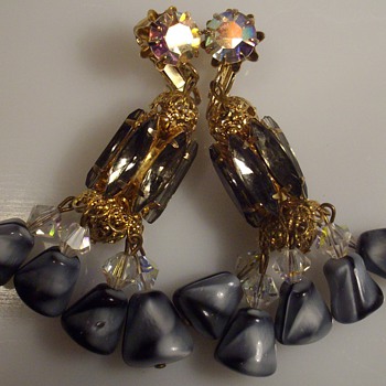 Juliana  or Vendome clip earrings.