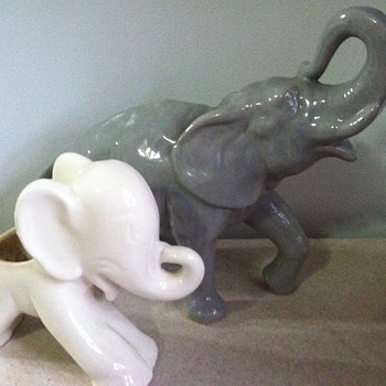 Ransbottom and Hull Elephants - Animals