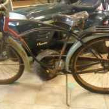 1950'S SCHWINN BLACK PHANTOM 