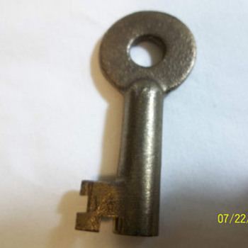 Vintage Brass Burlington Northern Santa Fe (BNSF) Railroad Key - Railroadiana