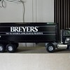 ERTL 8028 Breyers Jam, Jelly, and Preserves truck