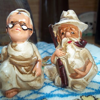 HILLBILLY SALT AND PEPPER SHAKERS