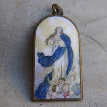 Virgin Mary enamel charm/pendant - Fine Jewelry