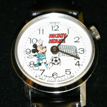 Bradley Animated Mickey Soccer Watch