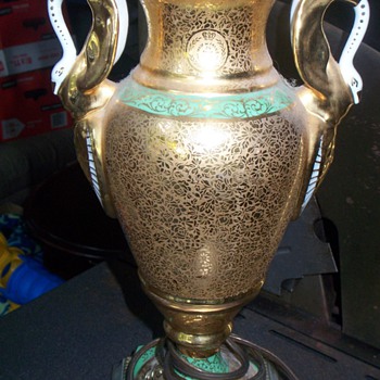 Gold Embossed Lamp - Unknown history - Lamps