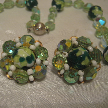 Hobe Demi Parure