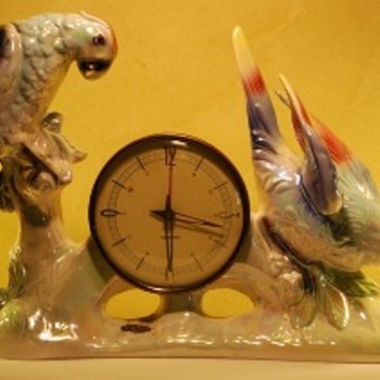Jema Holland (425) Parrot Clock - Clocks