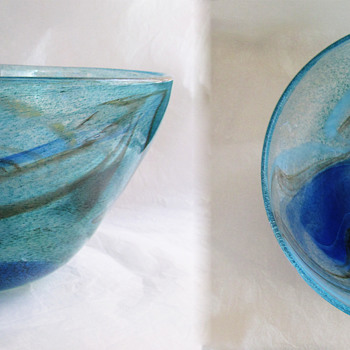 Johansfors 1967 Spontana Bowl by Bengt Orup - Art Glass