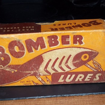 BOMBER LURE WITH ORIGINAL BOX.