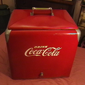 Original 1950s Coca-Cola Picnic Cooler