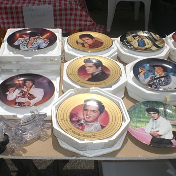 elvis plates and more - Music