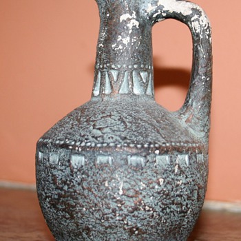Little jug - Art Pottery