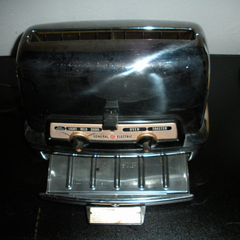 General Electric Toaster Oven - Kitchen