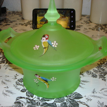 DEPRESSION GLASS OR NOT? - Glassware