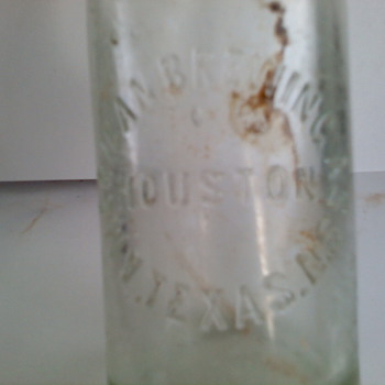 just dug up an old bottle, found out, it was the birth of Budweiser, i can't find anything out on this bottle, can someone hel  - Breweriana
