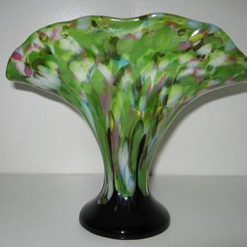 Czechoslovakia Glass fan vase Green Shimmy decor with applied amethyst drip believed to be Ruckl - Art Glass