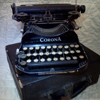 Vintage Typewriter's - Office