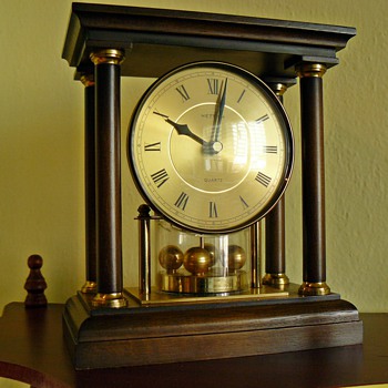 Hettich quartz clock