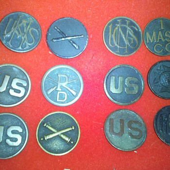 WWI U.S. Army Collar Disc collection ~group "A"