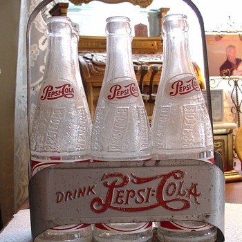 Pepsi:Cola... Six Pkg. Carrier...With Bottles - Bottles