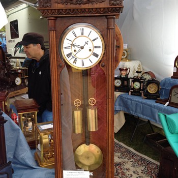 What time is it? - Clocks