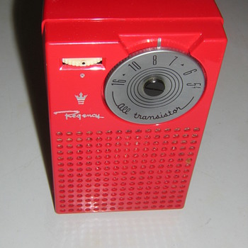 Regency Mandarin Red TR-4 Transistor Radio