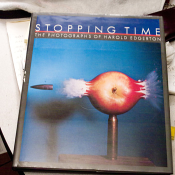 Stopping Time The photographes of Harold Edgerton/signed 1988