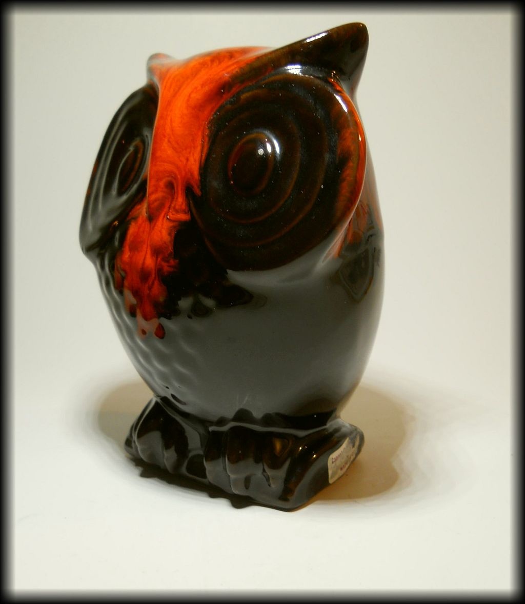CANUCK POTTERY Canada // Canadian ceramics OWL BANK Collectors