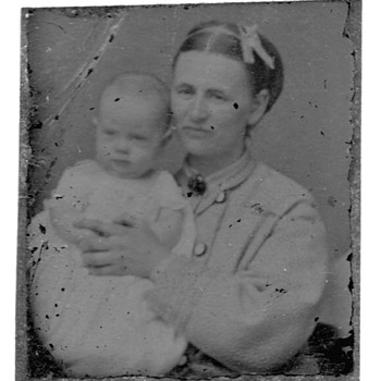 Tintype found in a box - Photographs