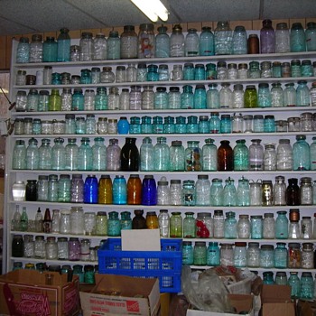 Phil Robinson Museum - Bottles