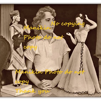 A window display 1938 - Advertising