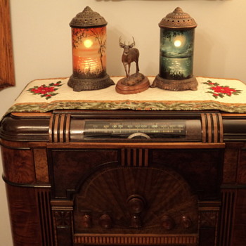 The Holy Grail of Canadian Radios - Radios