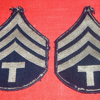 WW2 E-5 TECH SGT. STRIPES?