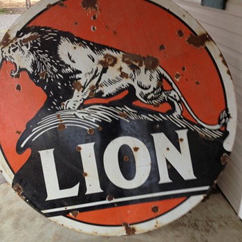  lion oil porcelain sign 
