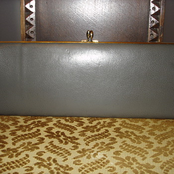 VINTAGE PURSE