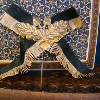 Can anyone identify this Germany WWII pin?